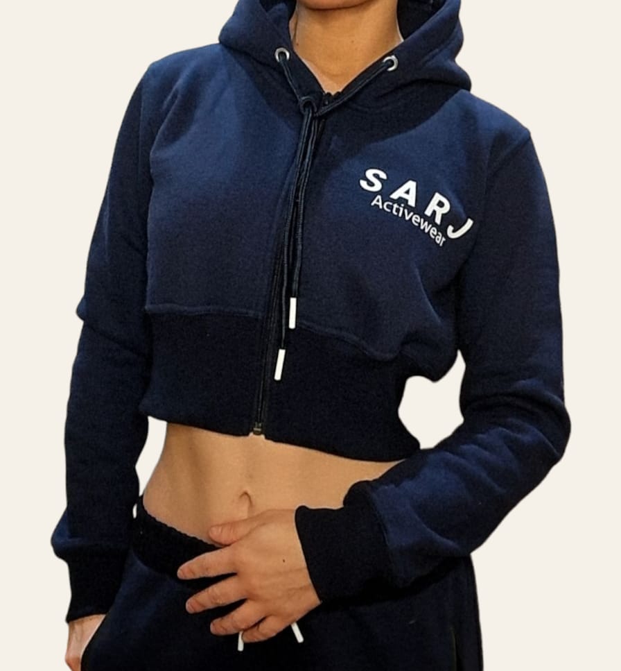 Woman’s crop hoody
